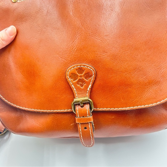 Patricia Nash Veg London tan Leather Crossbody bag
